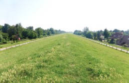 Erschlossenes Baugrundstück in Brake-Süd Deich-bei-Brake