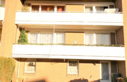 Ein Leckerbissen für den Wohnungssuchenden und Kapitalanleger Wohnung-und-Kapitalanlage-in-Brake-Westansicht